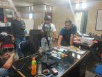 Oknum Polisi Ini Jual Amunisi ke KKB, Menyerahkan Diri ke Polda Papua