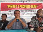 Ondoafi-Kampung-Sereh-Yanto-Eluay-kecam-PRP.jpg