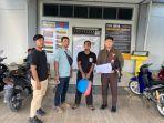 PENYERAHAN-TERSANGKA-Penyerahan-tersangka-kasus.jpg