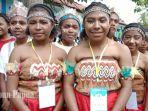 Peserta-Tarian-Yosim-Pancar-di-Sentani.jpg