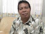 Sekretaris-Dinas-Nakerkop-dan-UMKM-Papua.jpg
