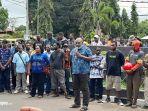 Tokoh-masyarakat-Papua-Selatan-Jhon-Gluba-Gebz.jpg
