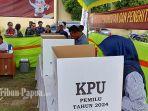 Wakil-Bupati-Keerom-Wahfir-Kosasih-saat-melakukan-simulasi-pemun.jpg