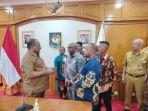 Wakil-Menteri-Dalam-Negeri-Wamendagri-Jhon-Wempi-Wetipo-saat.jpg