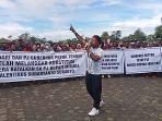 demo-pj-bupati-mimika.jpg