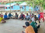 Pengurus YPMAK dan Rombongan Sambangi Masyarakat Kampung Potowaiburu Mimika, Jejaki Kemitraan