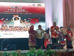 penabuhan-tifa-pertanda-festival-buka.jpg