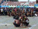 stival-budaya-lokal-suku-Amungme-dan-Kamoro-di-Lapangan-Pasar-Eks-Swa.jpg