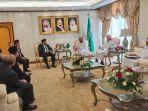 yaqut-cholil-qoumas-bertemu-dengan-menteri-haji-dan-umrah-arab-saudi.jpg