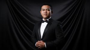 Contoh-ilustrasi-foto-studio-profesional-melalui-Google-Gemini-AI.jpg