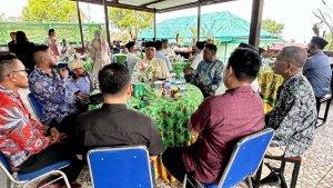 Danrem-dan-dandim-fakfak-209.jpg