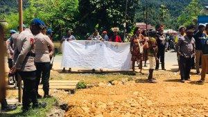 Demo-dewan-adat-89.jpg