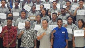 Foto-bersama-UKM-KMK-Unipa.jpg