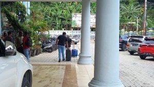 KPK-Geledah-Dinas-PU.jpg
