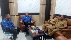 Kemenkum-Papua-Barat-menerima-kunjungan-dari-Dinas-PUPR-Pegunungan-Arfak.jpg