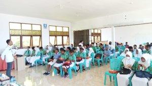 Kpu-goes-to-school-3.jpg