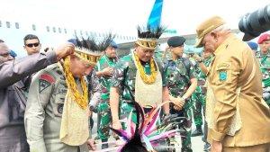 Kunker-kapolri-dan-panglima-tni.jpg