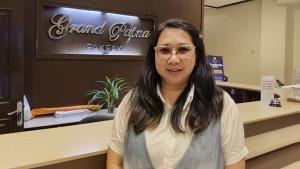 Mieke-Santoso-saat-diwawancarai-TribunPapuaBaratcom-Selasa-14102025.jpg