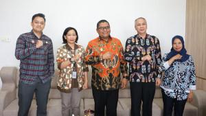 Muhayan-bertemu-Wakil-Bupati-Manokwari-Mugiyono.jpg