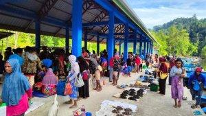 Pasar-Mambunibuni.jpg