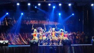 Pementasan-berbagai-kategori-perlombaaan-berlangsung-meriah-pada-hari-kedua-Festival-Seni-Budaya.jpg
