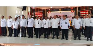 Piet-Bukorsyom-dan-jajaran-mengikuti-apel-bersama-Kemenko.jpg