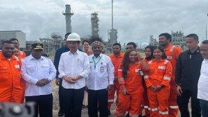 Presiden-Jokowi-meresmikan-Train-3-di-LNG-Tangguh-di-Teluk-Bintuni.jpg