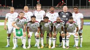 Tim-Al-Ettifaq-di-Liga-Arab-Saudi-Moussa-Dembele-kedua-dari-kanan-depan.jpg