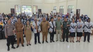 Wakil-Bupati-Manokwari-Mugiyono-menghadiri-Konferensi-PGRI-Manokwari.jpg