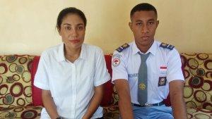 Yunita-Lisa-Nuboba-mendampingi-Melkisedek-Sasarari.jpg
