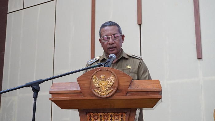 Pj Wali Kota Sorong Minta OPD Evaluasi Bantuan yang Sudah Disalurkan dan Perhatikan Kebersihan