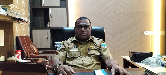 Foto-Kadis-PTSP-Papua-Barat.jpg