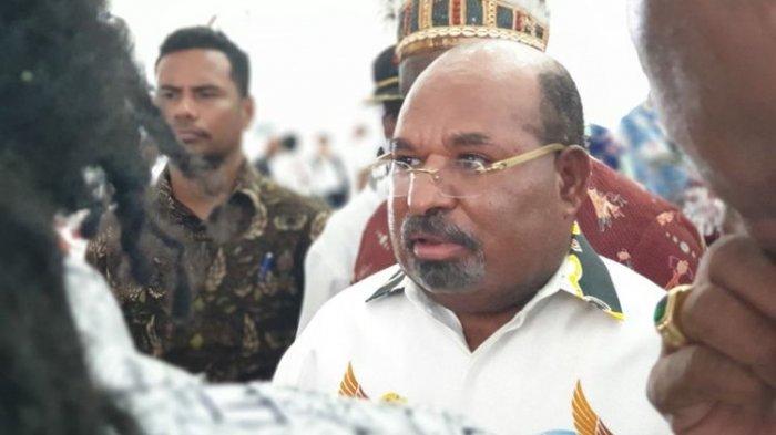 Gubernur-Papua-Lukas-Enembe-KOMPASCOMDHIAS-SUWANDI.jpg