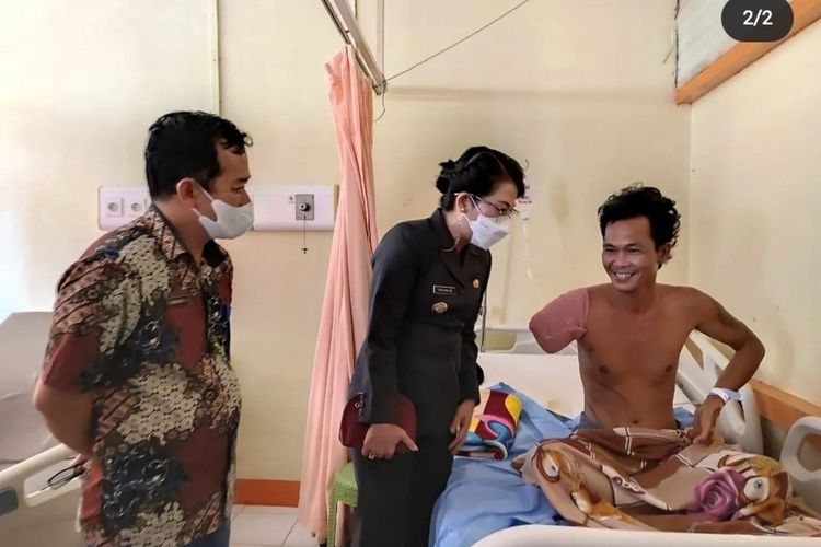 Ditarik Buaya saat di Sinka Zoo Singkawang, Ilham: Saya Lari, tapi Lengan Kanan Sudah Tidak Ada