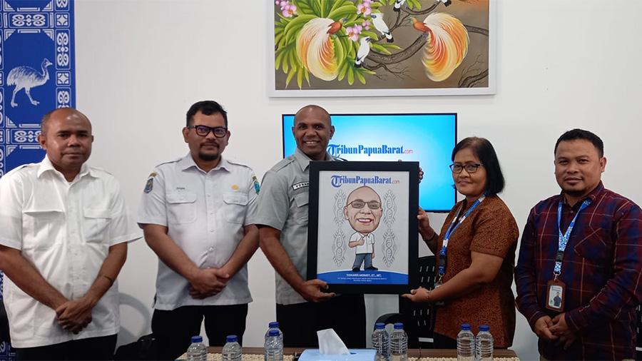 Jajaran-PUPR-Papua-Barat-bersilaturahmi-ke-kantor-TribunPapuaBaratcom.jpg