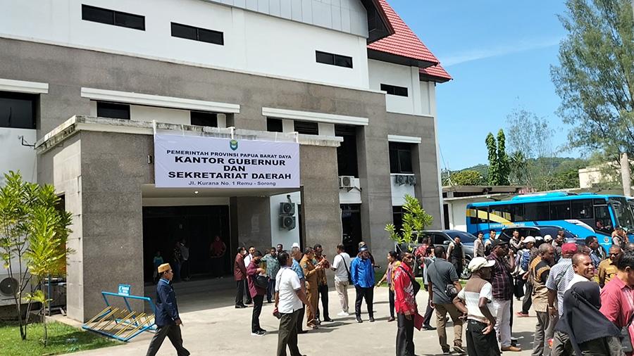 Soal Pelantikan Pj Gubernur Papua Barat Daya, Ketua LMA Malamoi: Kelompok Berbeda Saatnya Bersatu