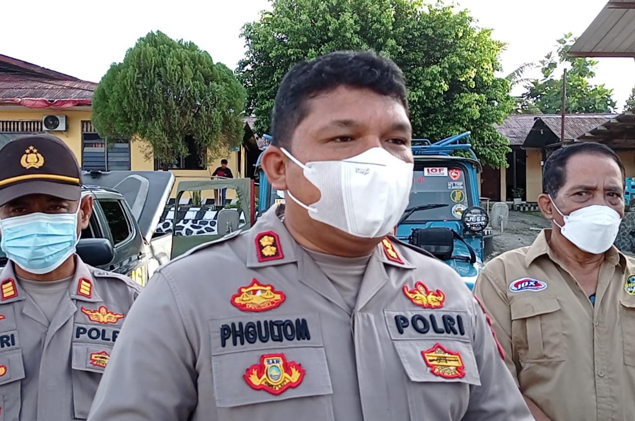 Kapolres-Manokwari-AKBP-Parisian-Herman-Gultom-Senin-2132022-j.jpg