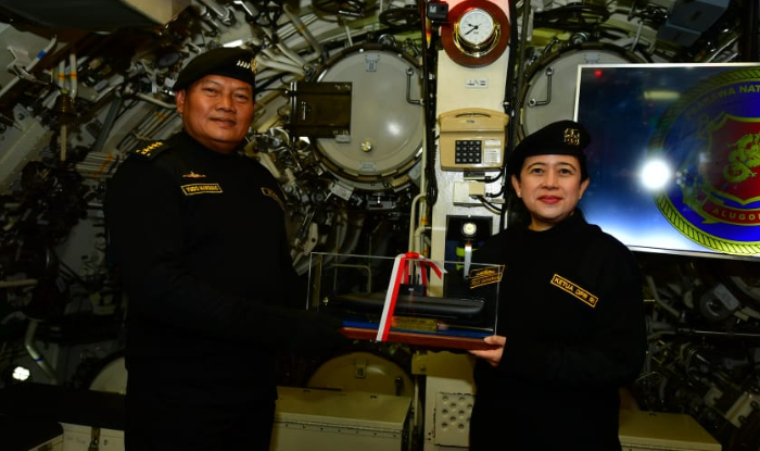 Kepala-Staf-Angkatan-Laut-KSAL-Laksamana-Yudo-Margono-bersama-Ketua-DPR-RI-Puan-Maharani.jpg