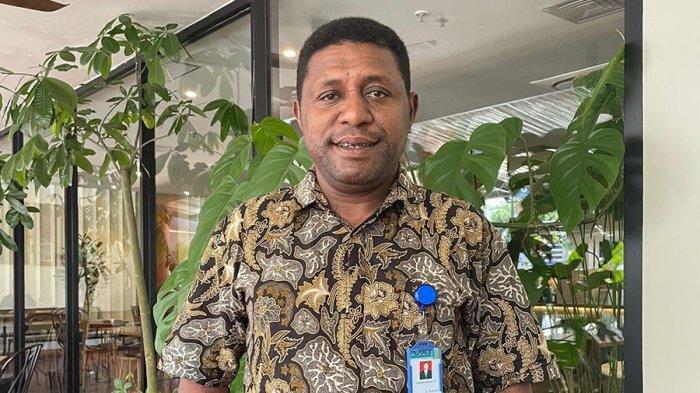 Ketua-GSBI-Papua-Barat-Yohanes-Akwan.jpg