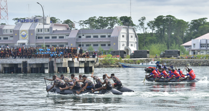 Peringati Hari Armada RI Tahun 2022, Koarmada III Gelar Lomba Fun Run dan Dayung Perahu karet