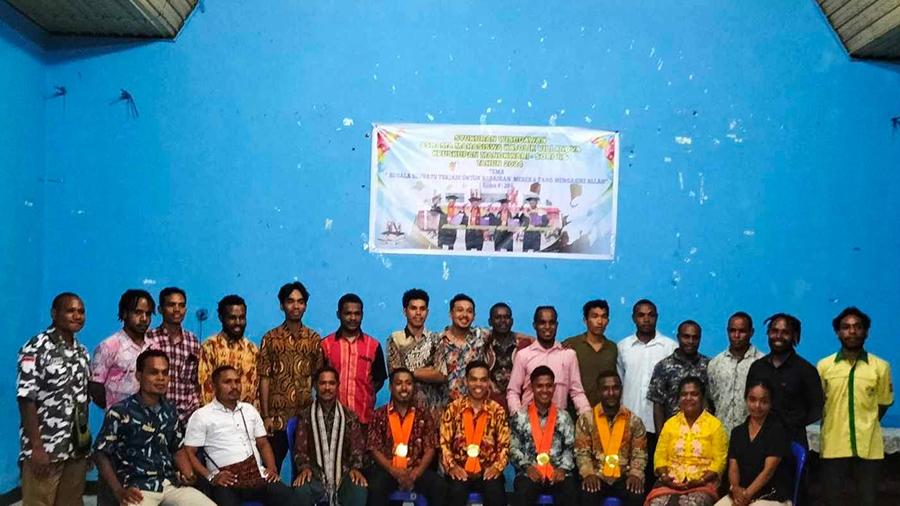 Lulusan Universitas Papua Kenang Hidup di Asrama, Makanan Sepiring Disantap Berlima