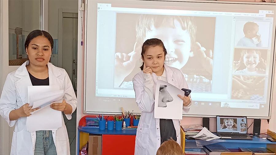 Gadis asal Teluk Bintuni Kuliah Kedokteran dan Praktik Kerja di Rusia