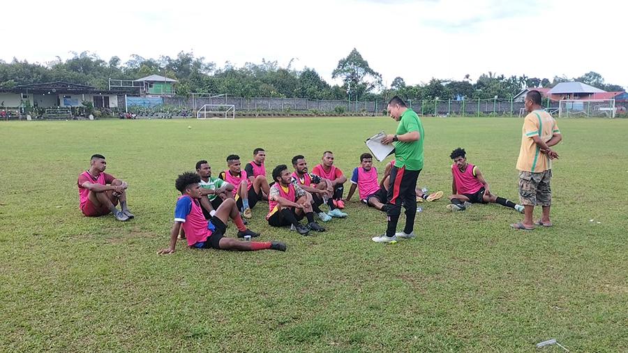 Liga 3 Setop Karena Tragedi Stadion Kanjuruhan, Pelatih Kamasan Wirsi: Kemanusiaan di Atas Segalanya