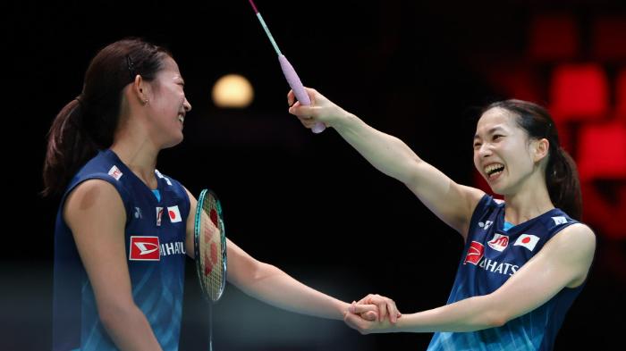 Pemain-badminton-Jepang-ganda-putri-Nami-MatsuyamaChiharu-Shida-kl.jpg