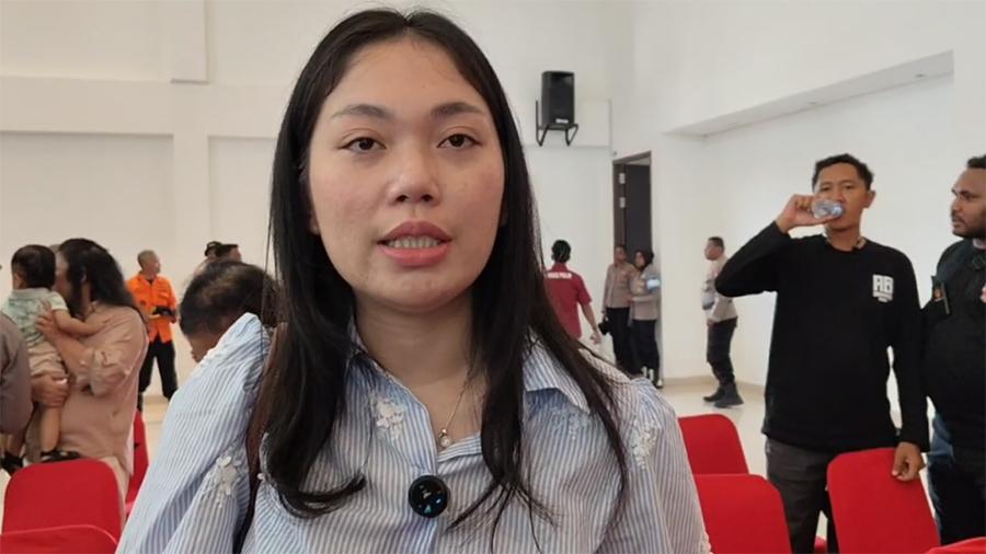 Riah-Tarigan-setelah-konferensi-pers-di-Polres-Teluk-Bintuni.jpg