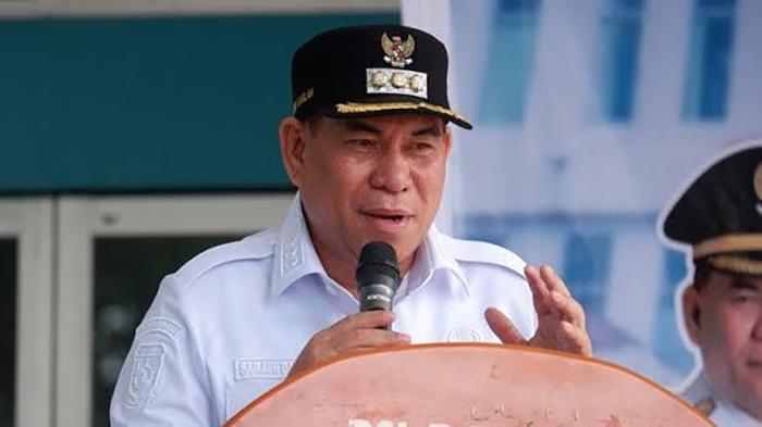 Samaun-Dahlan-menyampaikan-absensi-online-harus-ditegakkan-demi-kedisiplinan-pegawai.jpg