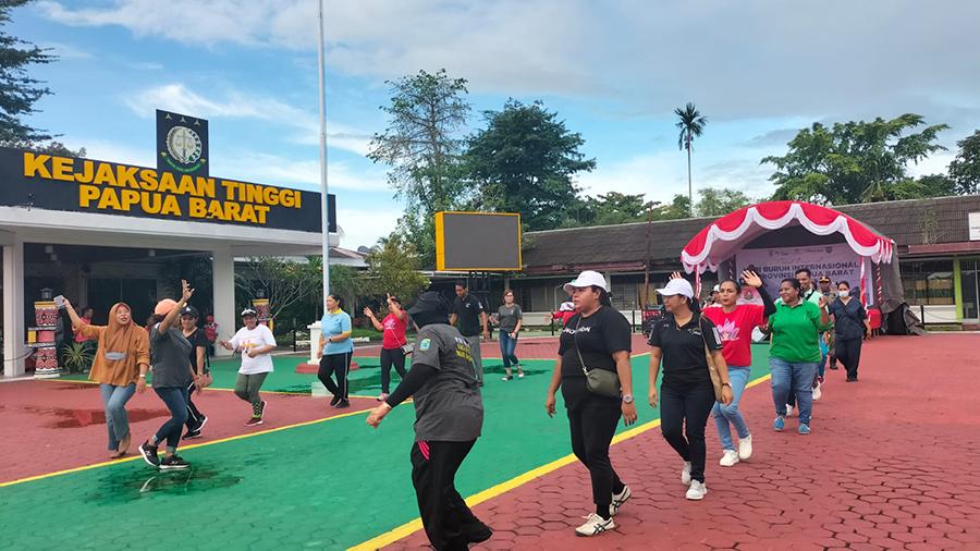 Disnakertrans Papua Barat Rayakan Hari Buruh Secara Semarak: Lebih Baik daripada Unjuk Rasa
