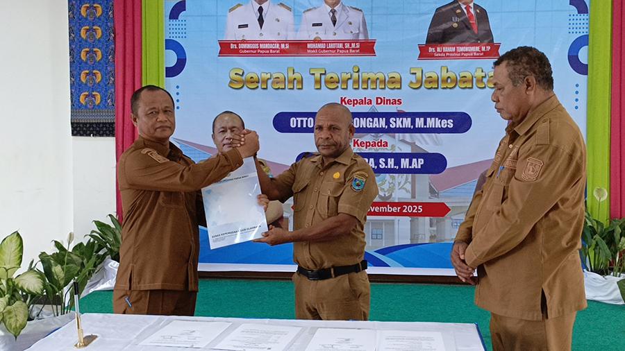 Serah-terima-jabatan-Kepala-Dinas-Kepemudaan-dan-Olahraga-Papua-Barat.jpg