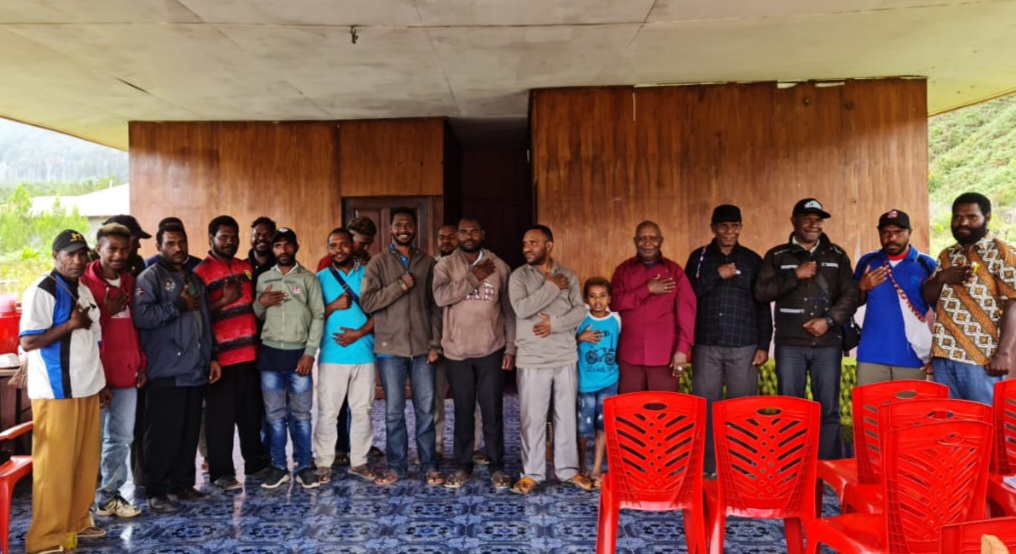 KPU Pegunungan Arfak Sosialisasikan DP4 ke Masyarakat Distrik Taige