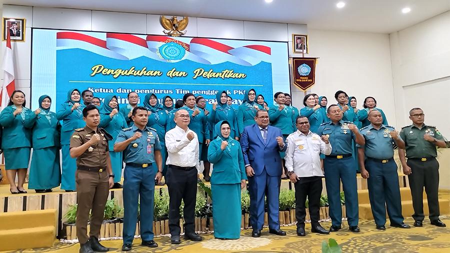 Muhammad Musa'ad Lantik Pengurus TP-PKK Papua Barat Daya